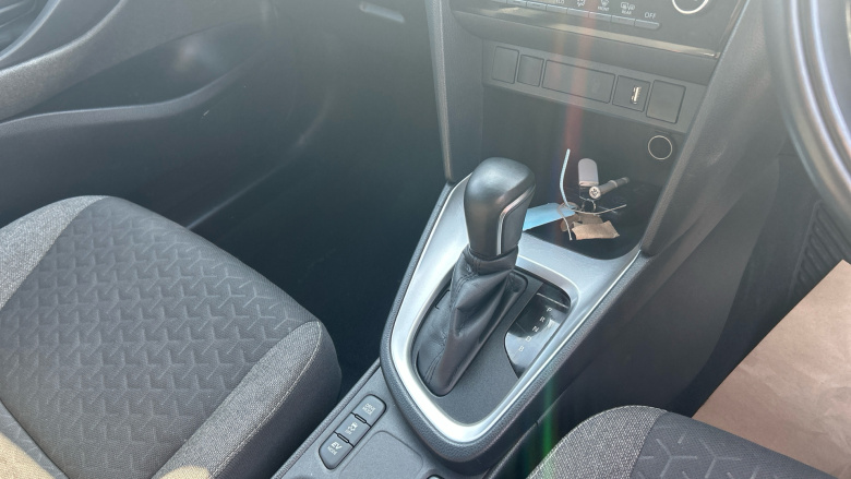 Toyota Yaris Cross 1.5 Hybrid Design 5dr CVT Hybrid Estate